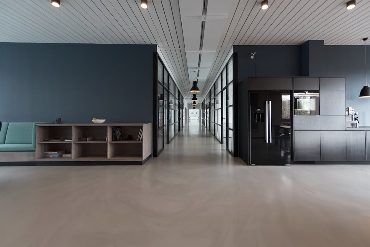 DE Office workspace